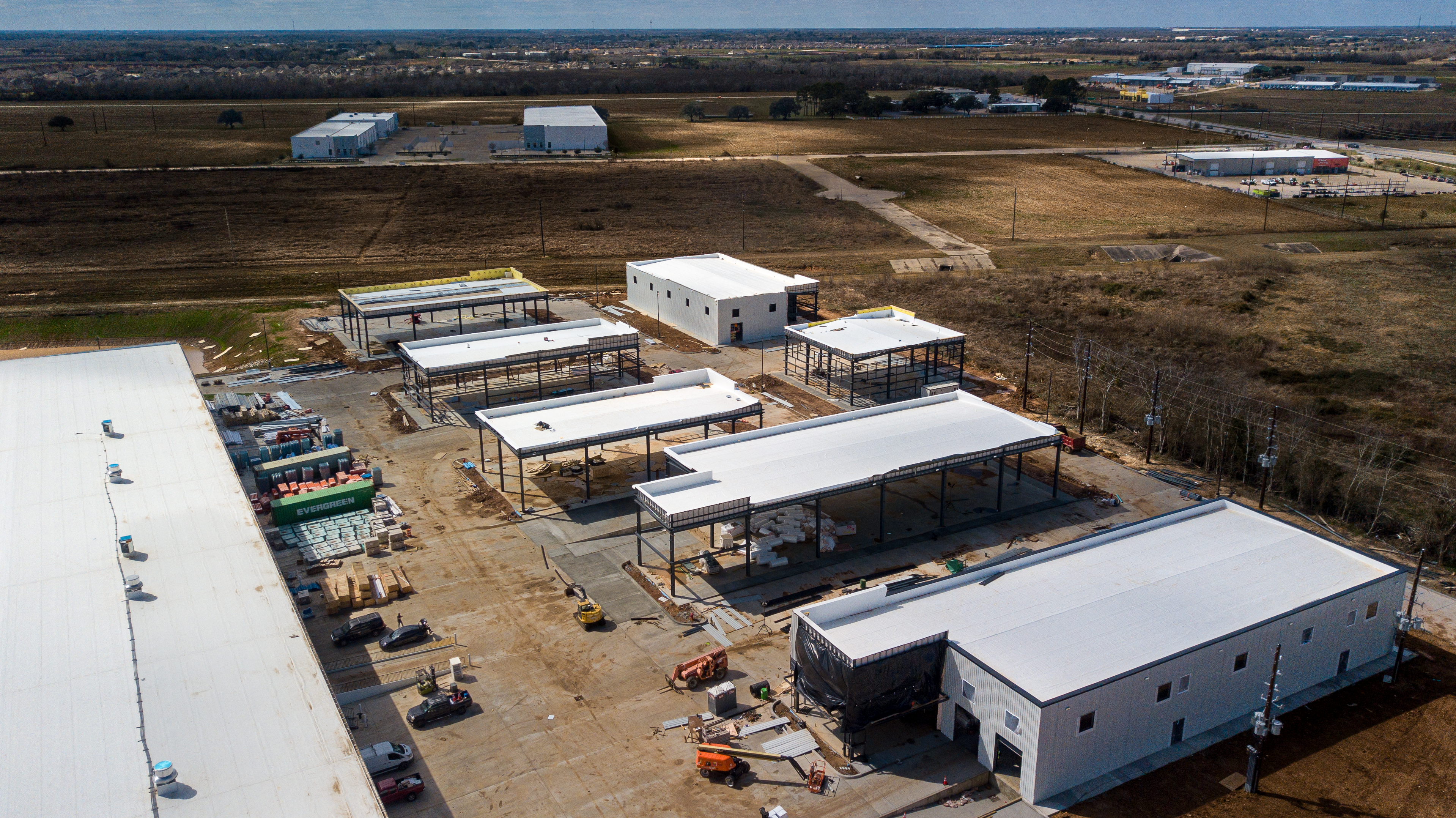 7 Metal Buildings - 56,000 sq ft Warehouse Complex